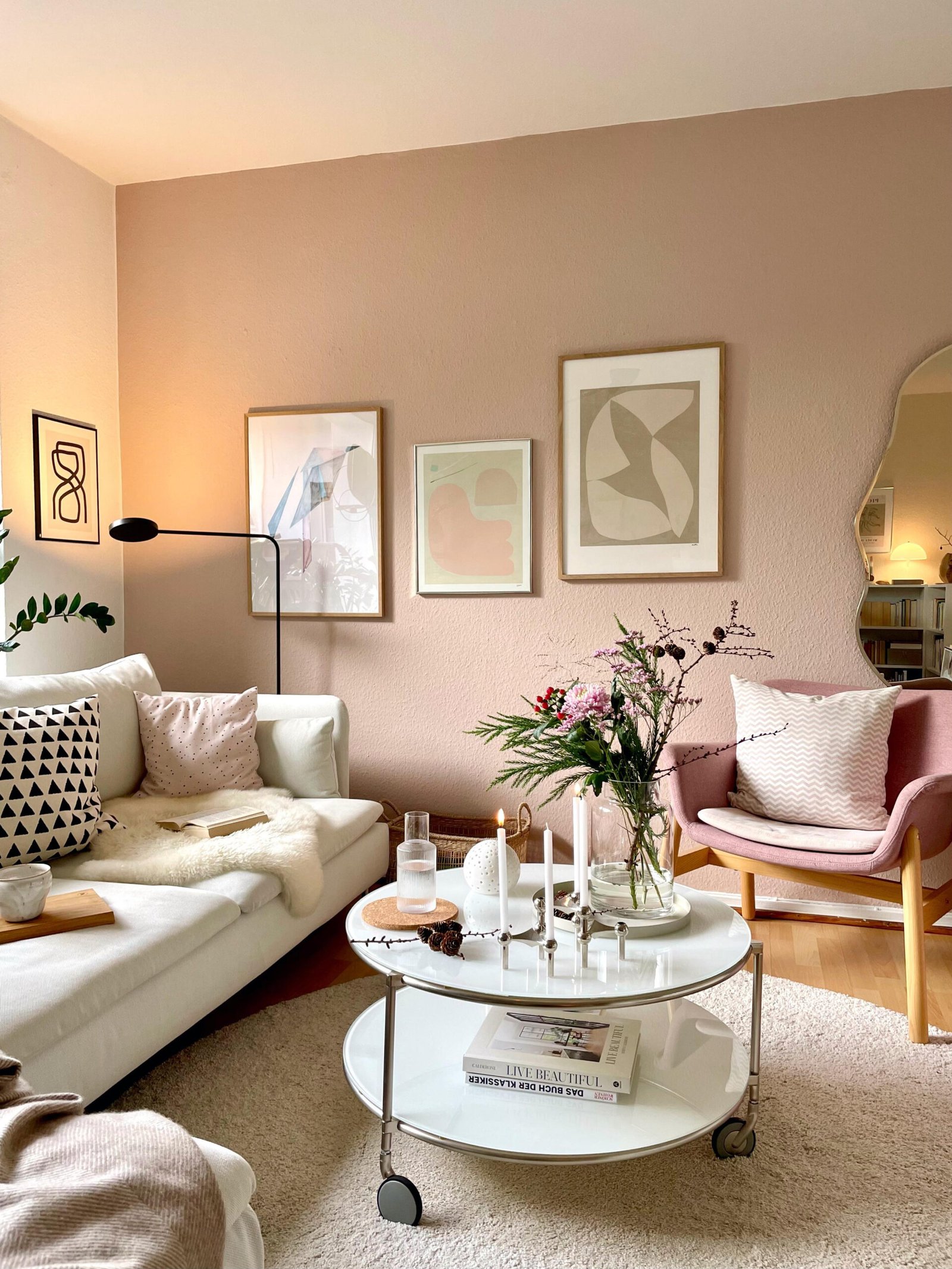 Pastellfarbene Wandfarbe • Bilder &amp; Ideen • Couch pertaining to Pastellfarben Wohnzimmer